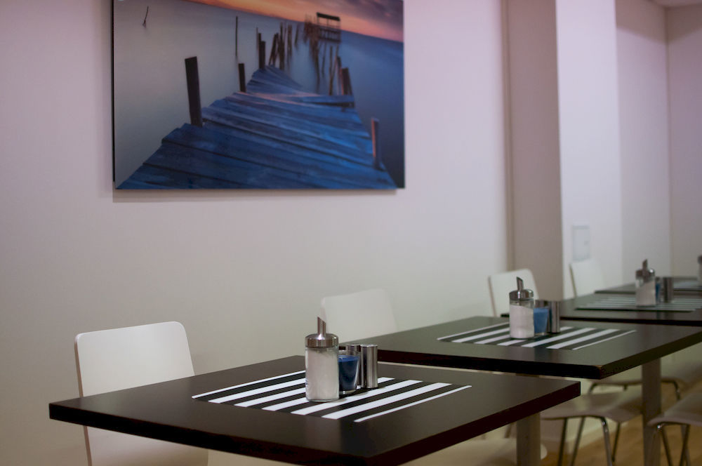 Stay Xtra Hotel Kista Стокгольм Экстерьер фото