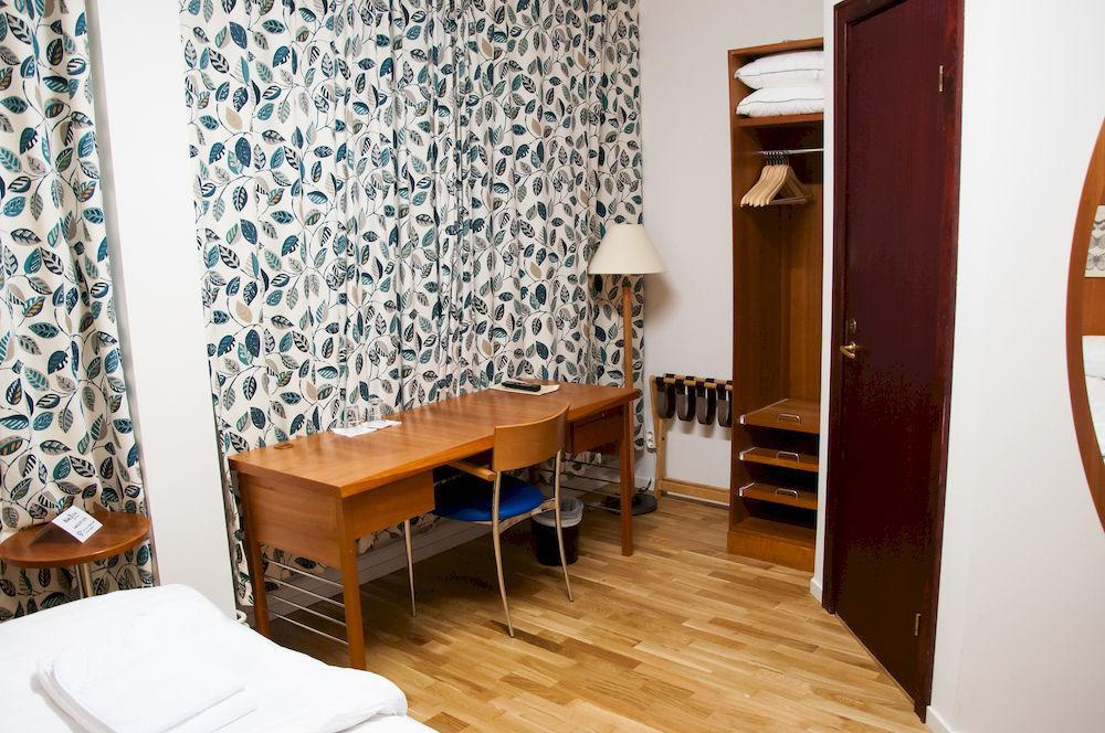 Stay Xtra Hotel Kista Стокгольм Экстерьер фото