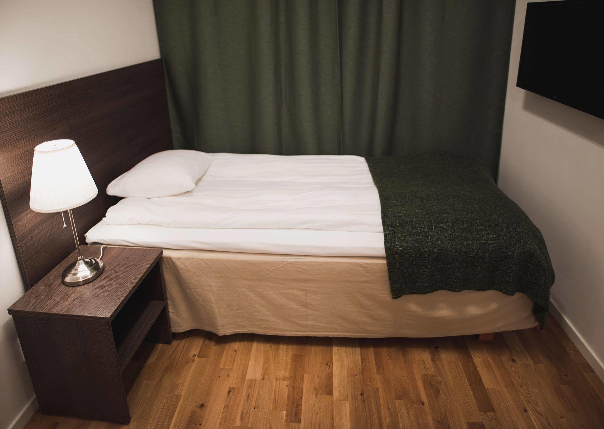 Stay Xtra Hotel Kista Стокгольм Экстерьер фото
