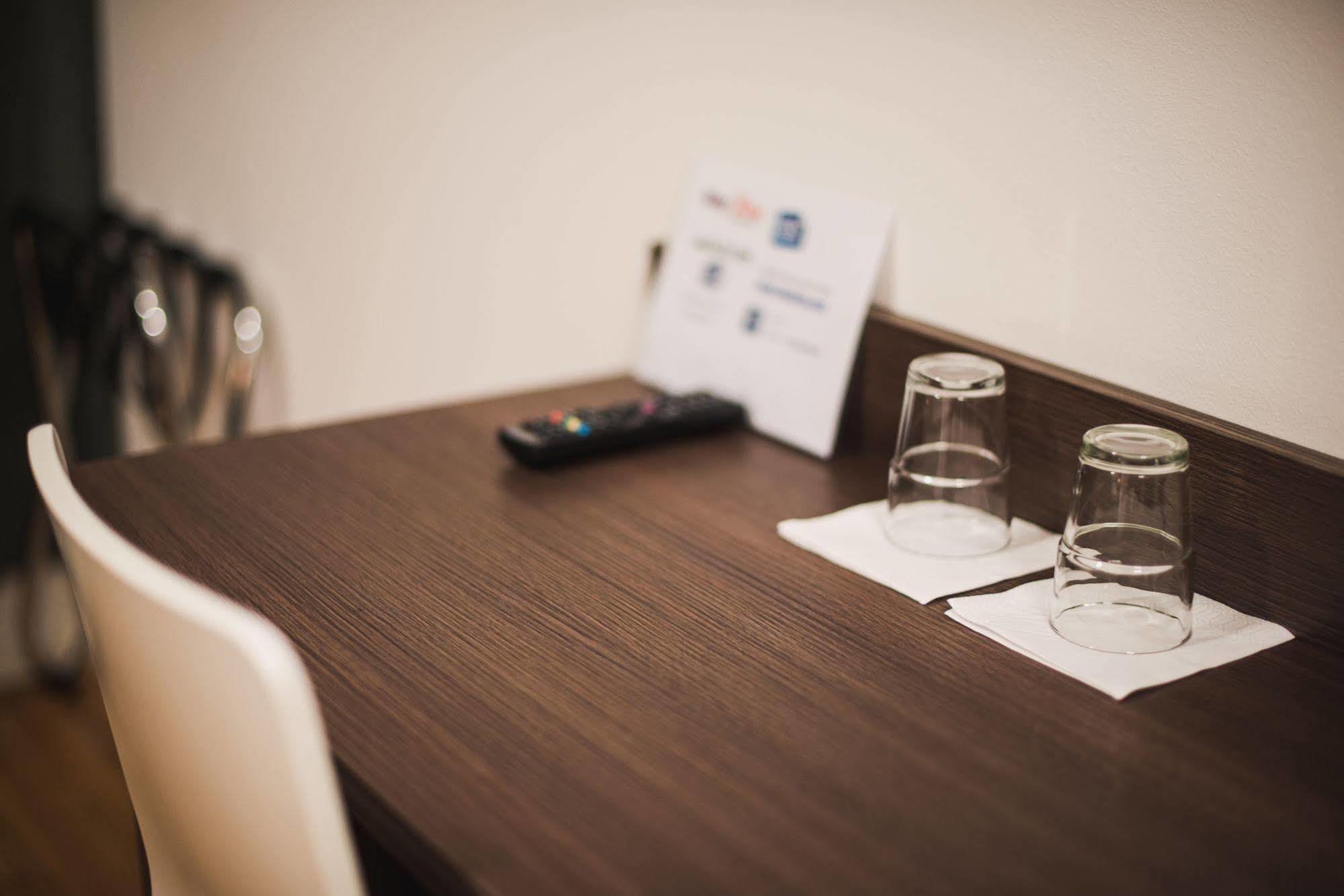 Stay Xtra Hotel Kista Стокгольм Экстерьер фото